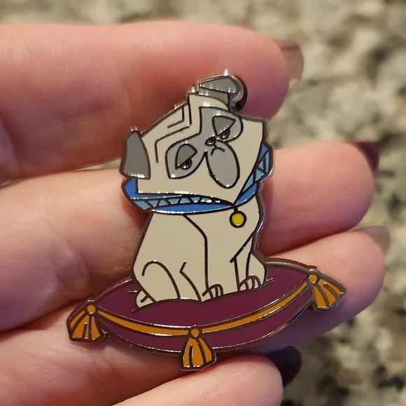 (5 For $30) Disney Pin Villain Sidekick Percy Dog From Pocahontas Pin - Picture 1 of 4